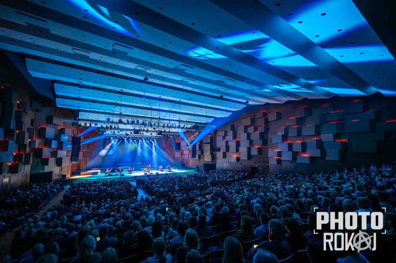 Arsen Dedić, Zoran Predin, Amira Medunjanin - Koncertna Dvorana Vatroslava Lisinskog - Zagreb - 22.09.2026. - foto: Jurica Cvitanić