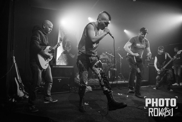 Sik-O Punk nastavlja punk feštu u SKWHATU