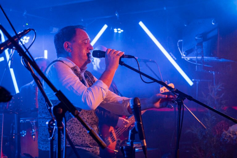 Neno Belan otkrio B-stranu u intimnom ambijentu Saxa