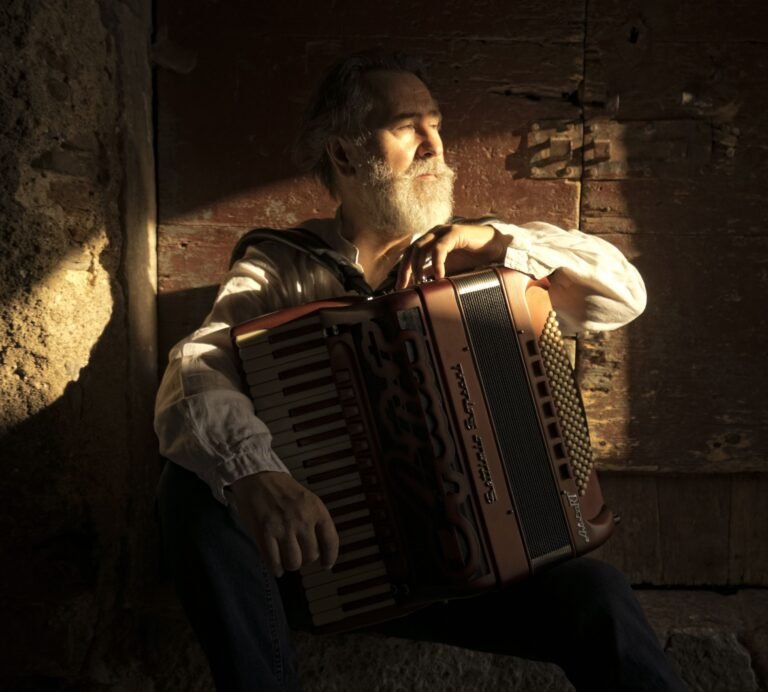 Elvis Stanić skladbom “Picasso” najavljuje novi album