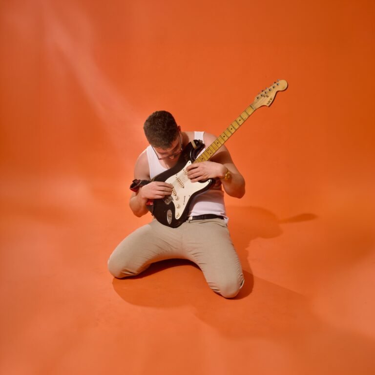 Zvučni analgetik za moderno doba: "Tigrova mast" Mate Ponjevića