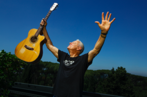 Tommy Emmanuel najesen nastupa u Kinu SC